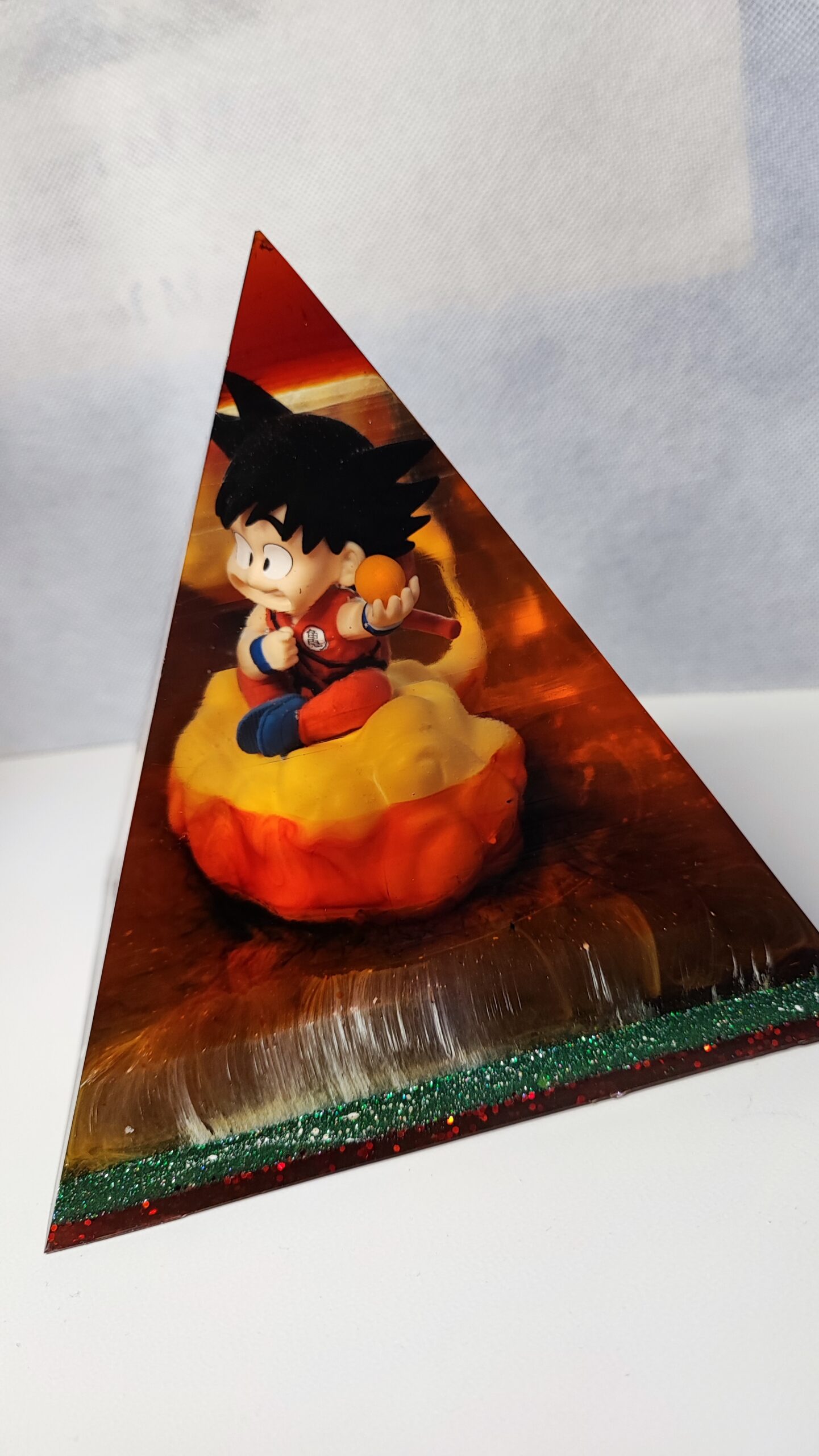 Lampe pyramide Dragon Ball Z